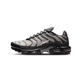Nike TN (Dark Smoke) – naslovna slika